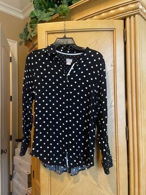 Chicos black and white polka dot rayon blouse size medium Chicos 1